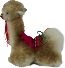 Load image into Gallery viewer, 100% Alpaca Fur Figurine
