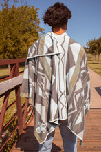 Load image into Gallery viewer, Canyon Alpaca Cape