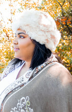 Load image into Gallery viewer, Alpaca Fur Hat