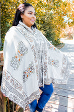 Load image into Gallery viewer, Dey Hoody Cape