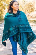 Load image into Gallery viewer, Dey Cape with Pocket